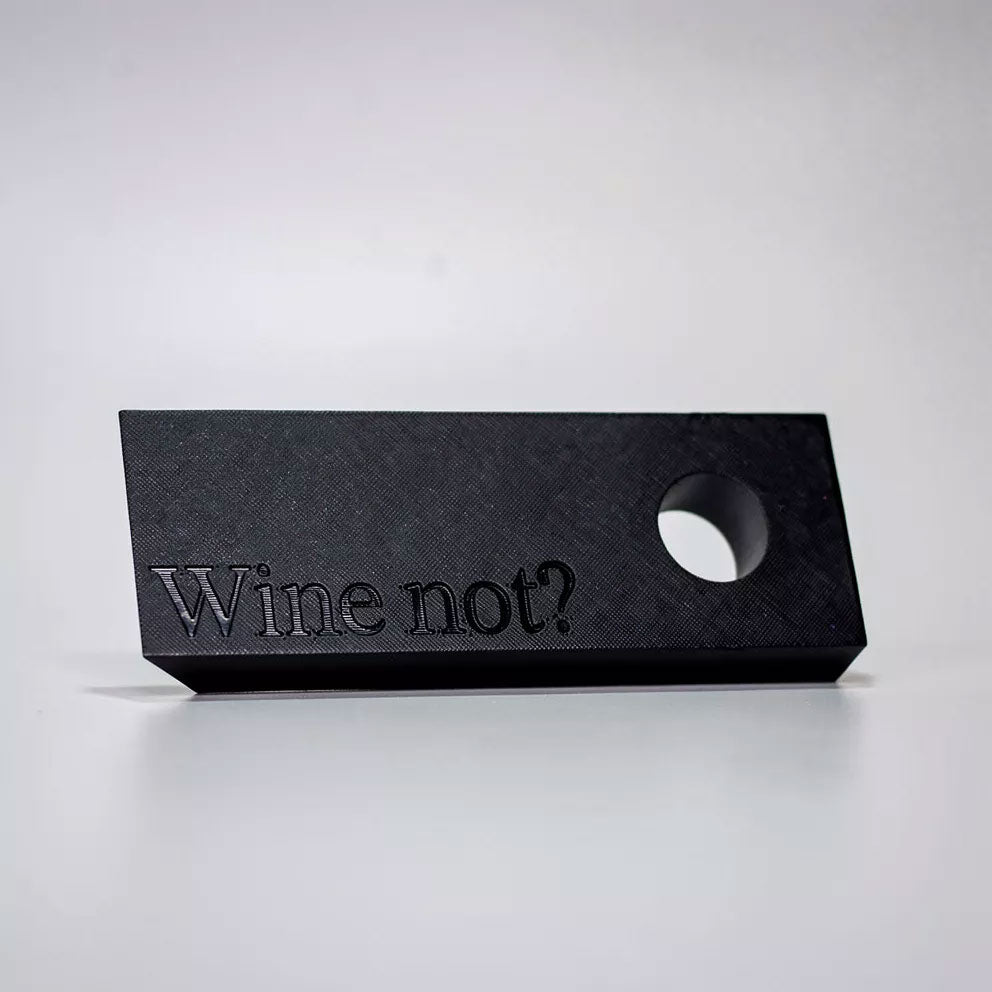 BALANCEAKT – Flaschenhalter mit Botschaft