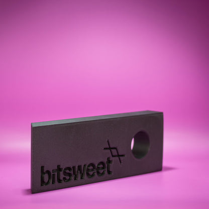 BALANCEAKT – individualisierter Flaschenhalter mit Botschaft oder Logo